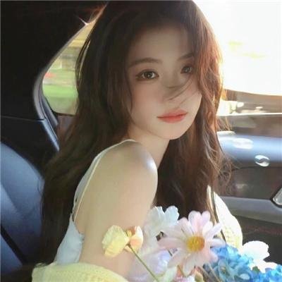 俊俏媳妇开明婆 在线观看